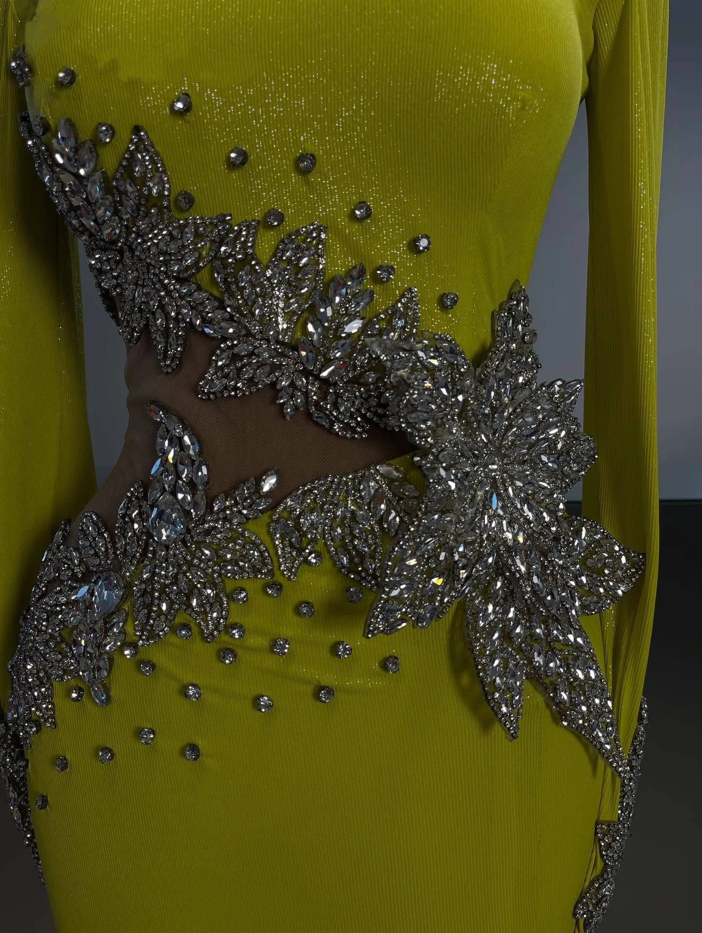 Unique Rhinestone Evening Dresses O Neck Prom Gowns Beaded Peplum Long Sleeves Side Split Sweep Train Customized Vestidos de noche Plus Size