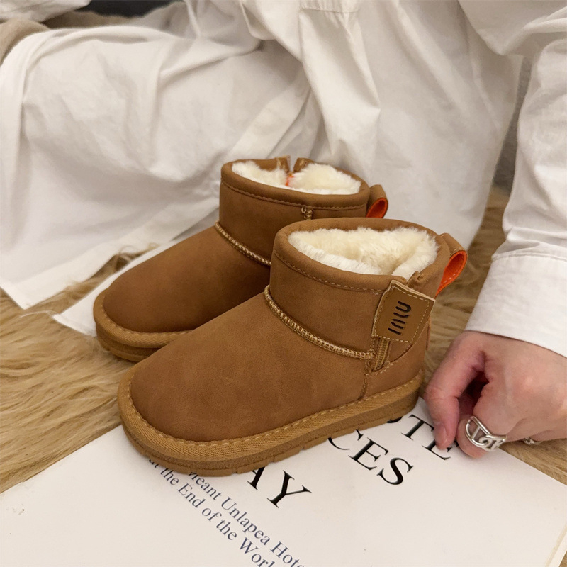 Free shipping designer Boots Winter childrens casual short boots fashionable students thick snow boots childrens shoes
