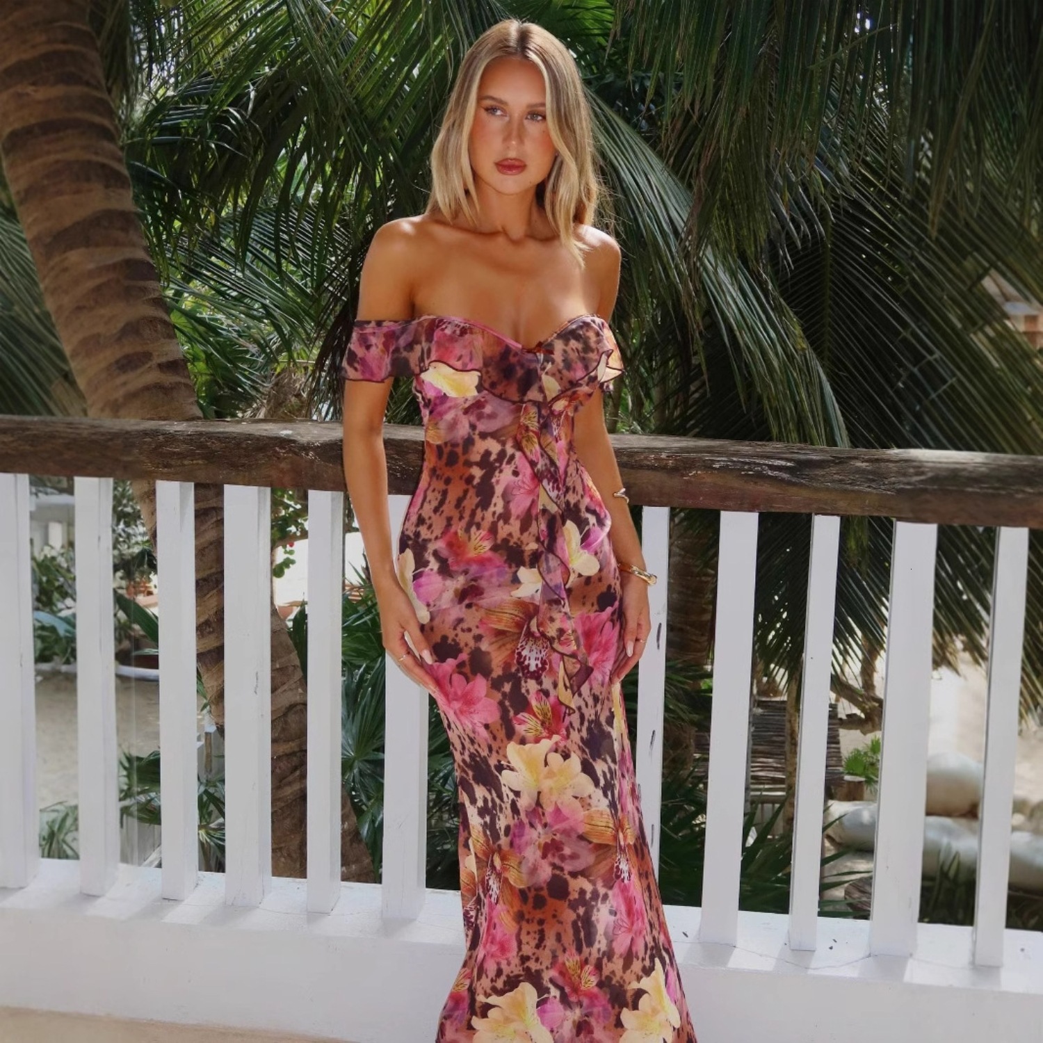 2025 summer new lace up strapless flower waist fashion slimming fashion print sexy tight fitting women's American dress new designer