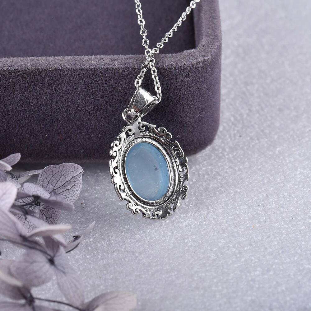 ITSMOS Natural Aquamarine Pendant Vintage Pattern Elegant Rectangle Ocean Dia Necklace Jewelry for Women Gift