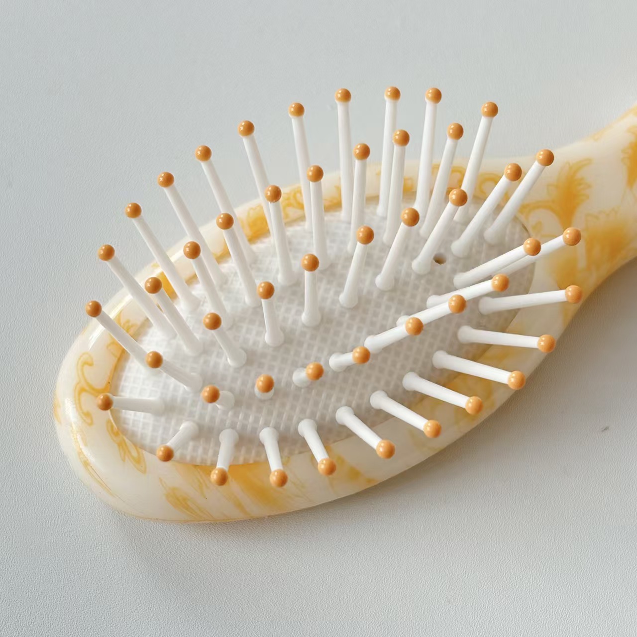 Mini Detangle Hair Brushes Massager Anti Static Air Bag Hair Comb Wet and Dry Mini Hairbrush Salon Styling Accessories for Children Adult