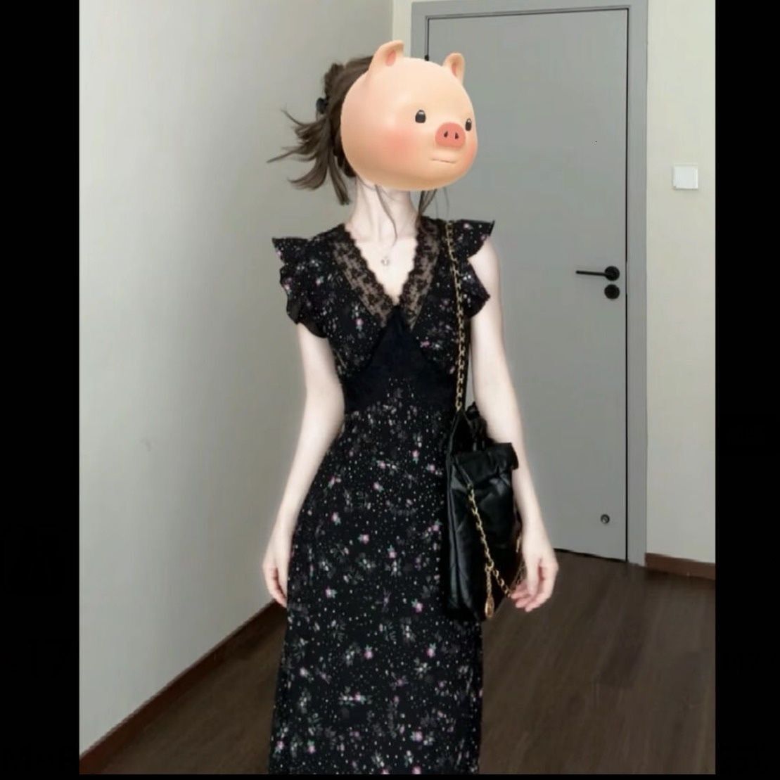 2025 Black Lace Patch Flower Dress Summer Vacation Style trend French Elegant, Unique, Beautiful Asymmetric Waist Long Dress New Designer