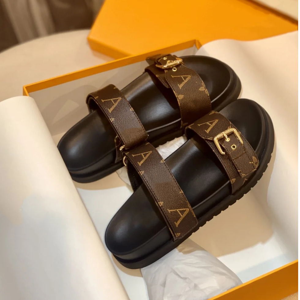 Luxury Genuine Leather sandal Slipper Casual Shoe summer beach gladiator Mules hasp New womans Flat Slide Designer Sliders platform sandale 35-45 05