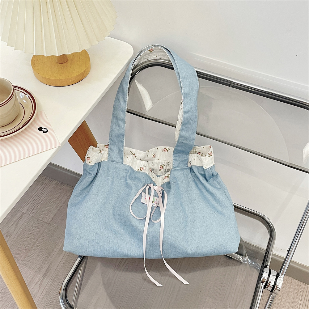 2025 Autumn New Double-sided Design Women's Shoulder Bag New Niche Design Butterfly Knot Travel Bag Student Shoulder Bag Autumn New Designer Bag 