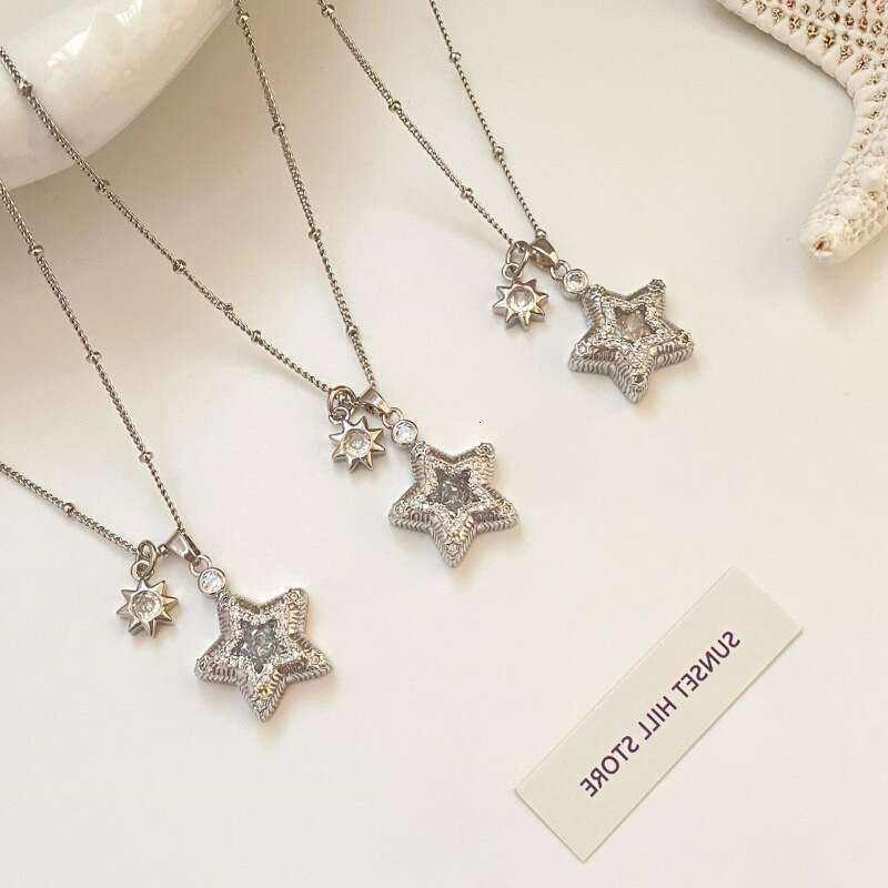 Super Shiny Pendant Ins Exquisite High-end Zircon Five-pointed Star Clavicle Chain Cool Style Metal Versatile Necklace