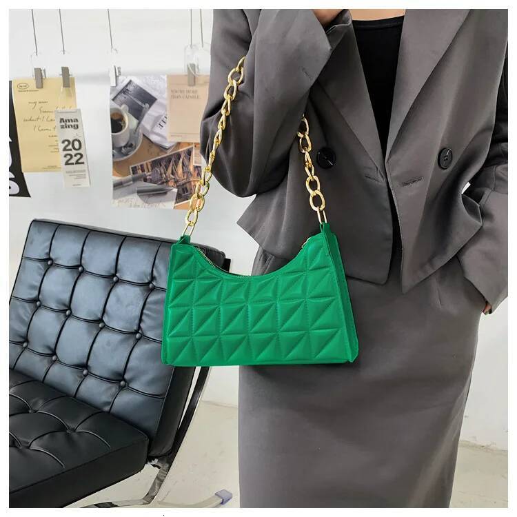 Autumn New Women's Diamond Shaped Armpit Bag Fashionable Women's Shoulder Bag Chain Handbag Texture Niche Autumn New Designer Bag Women'