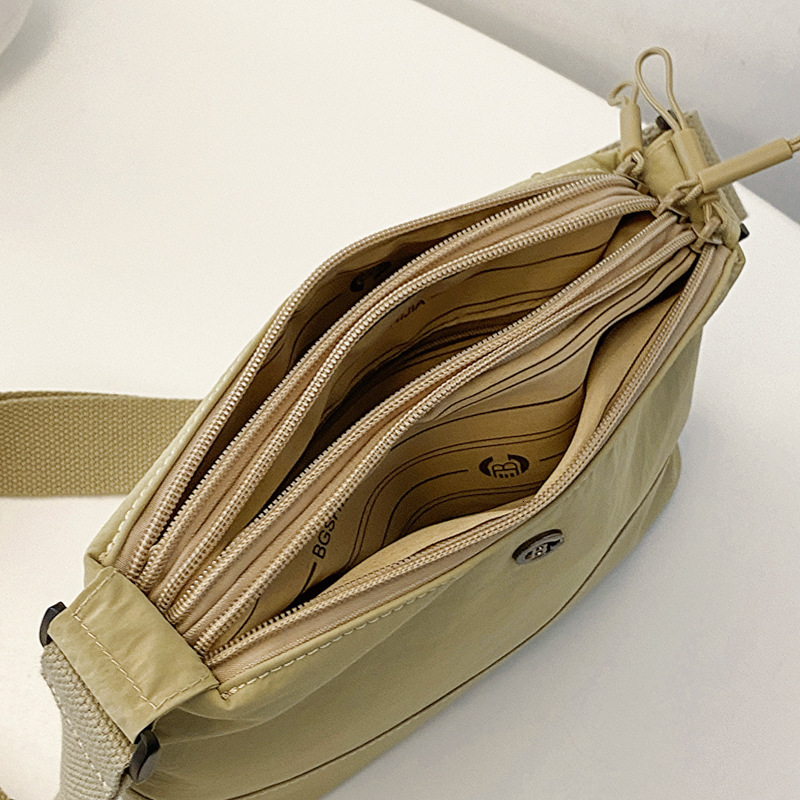 Multi-compartment Single Shoulder Crossbody for Women, New Simple Outdoor Casual Waterproof Nylon Bag, Portable Bag ddmymoon