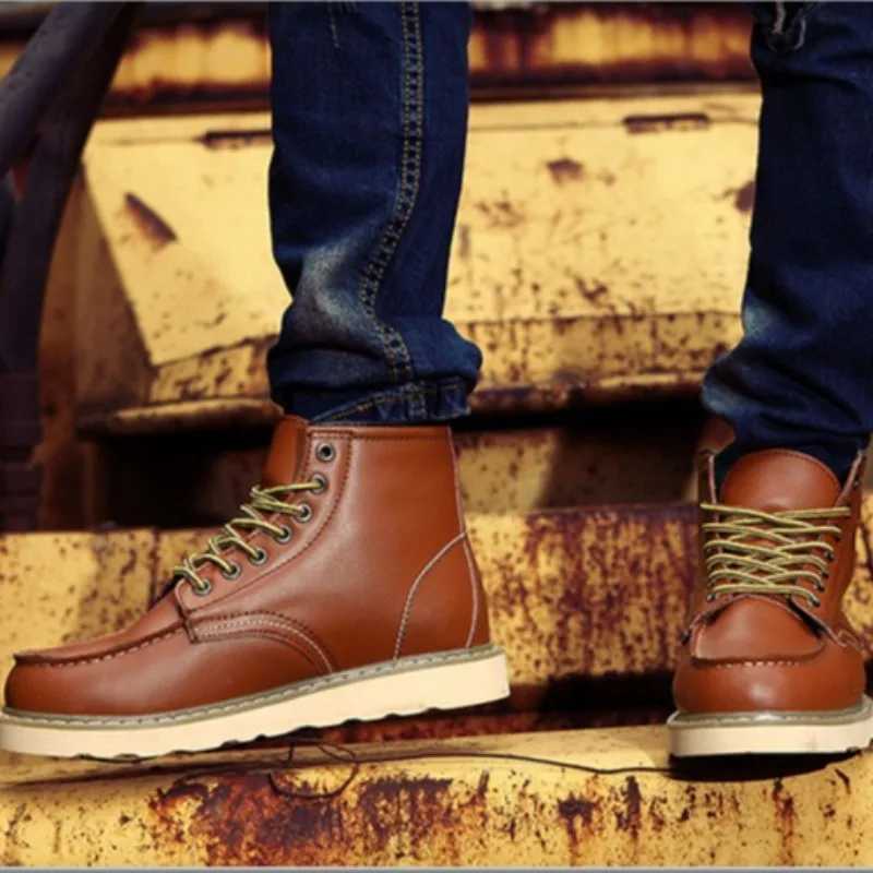 Mens High Top Boots Luxury Leather Boots Fashion Motorcycle Boot Lace Up Platform Boots for Men Plush Warm Winter Boots W250811