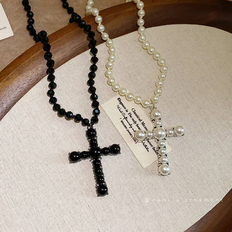 Gothic Punk Fashion Black Pearl Cross Pendant Necklace For Women Unisex Vintage Classic Charms Couple Chain Accessory Gift