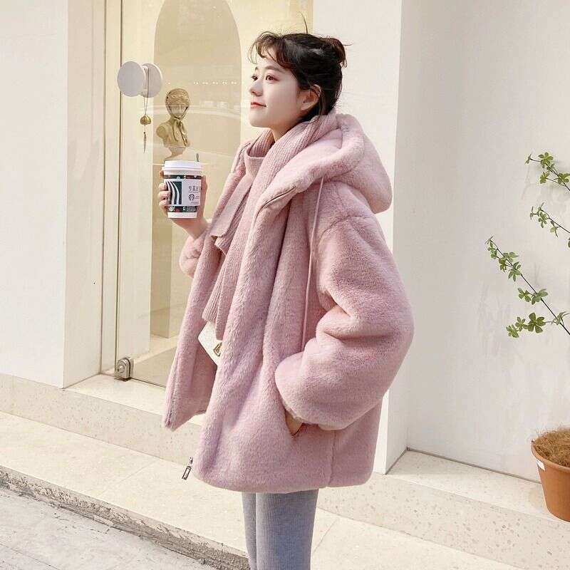 Winter women's artificial lazy rabbit coat, loose and thick wool hooded leather jacket