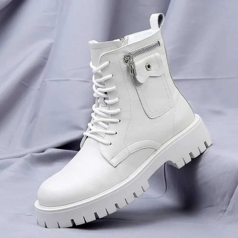 Mens English Style Thick Sole Design Men Boots Luxury High End Top Layer Leather Brand Famous Chelsea High Quality Casual Boots W250811