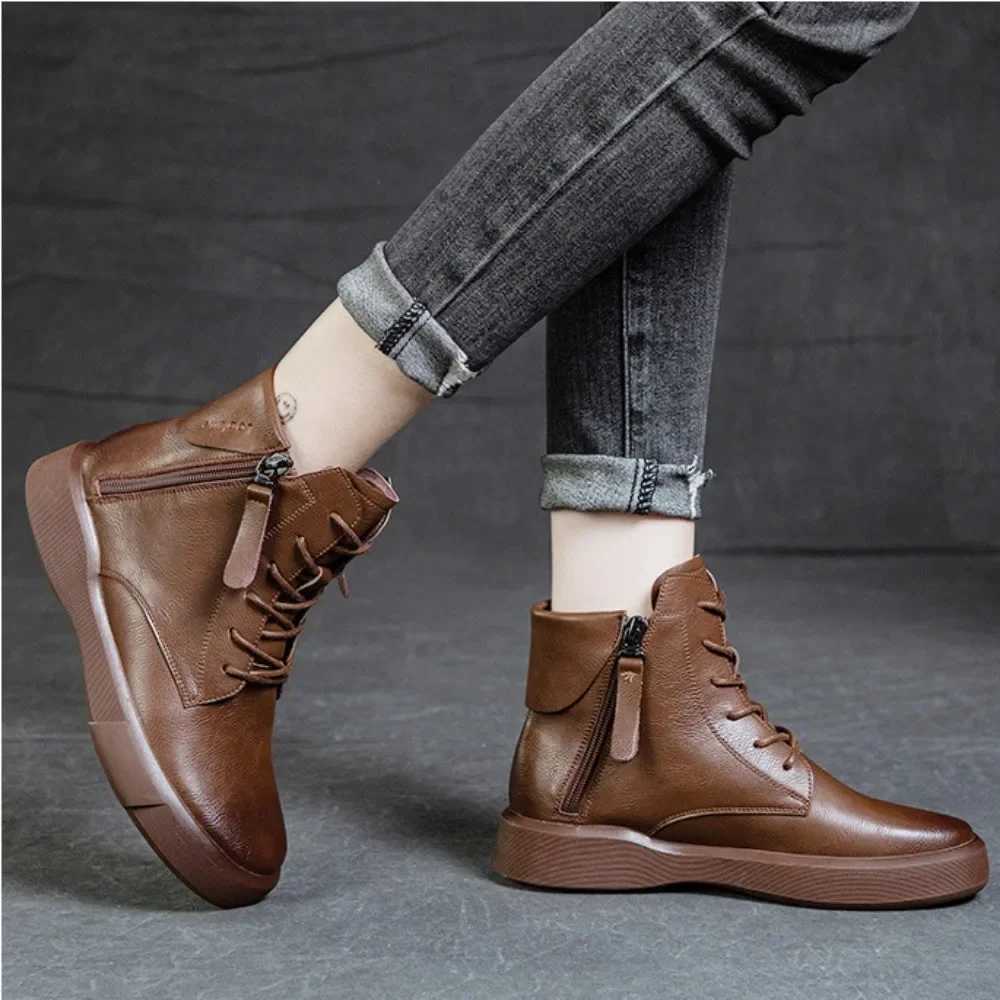 Genuine Leather Womens Boots Short Boots Thick Soled Knight Boots Womens Casual Shoes Versatile Womens Shoes Platform Shoes W250811