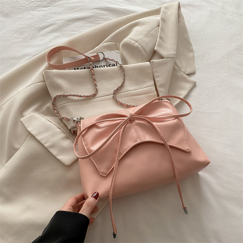 Autumn New Luxury Bow Women's Shoulder Bag Niche Chain Fashion Women's Crossbody Bag New Autumn New Designer Bag Simple Style Women's H