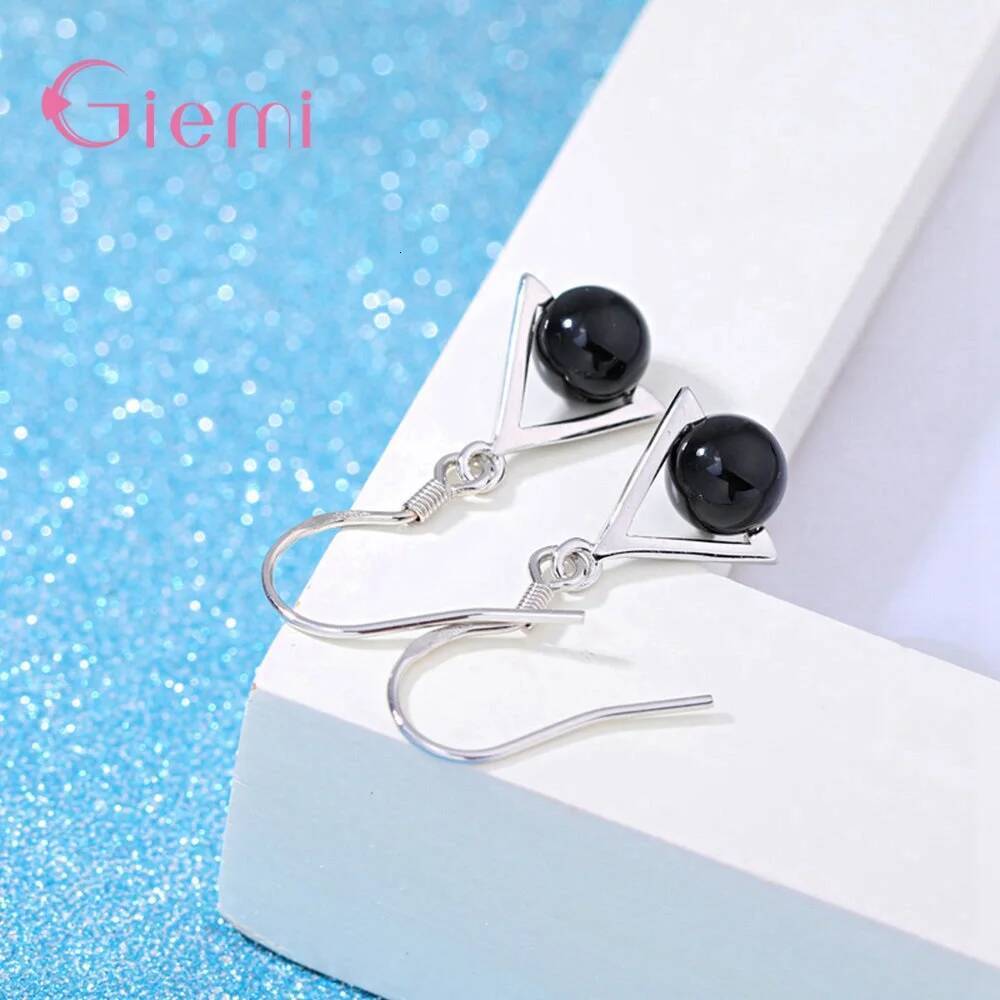 Sterling Sier Pendant Necklace Decoration Classic Style Triangle Shape Best Gift For Women Party Wholesale