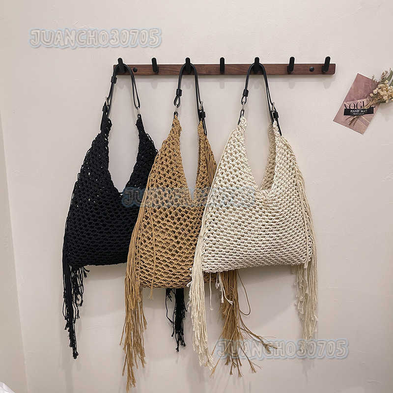 2025 New Tassel Bag for Women Hollow Handwoven Beach Bag Style Cute Ladies Shoulder Tote Bag H250809