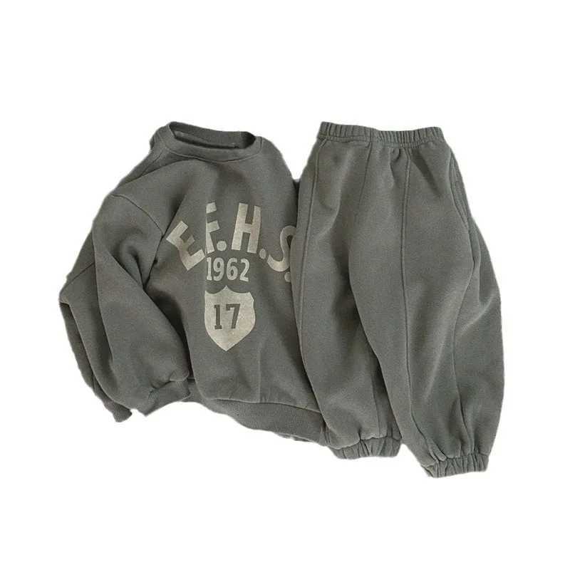 2024 Winter New Children Letter Print Fleece Sweatshirt + Sweat Pants 2pcs Set Boys Girls Thick Warm Sports Set Kids Outfits Z250811