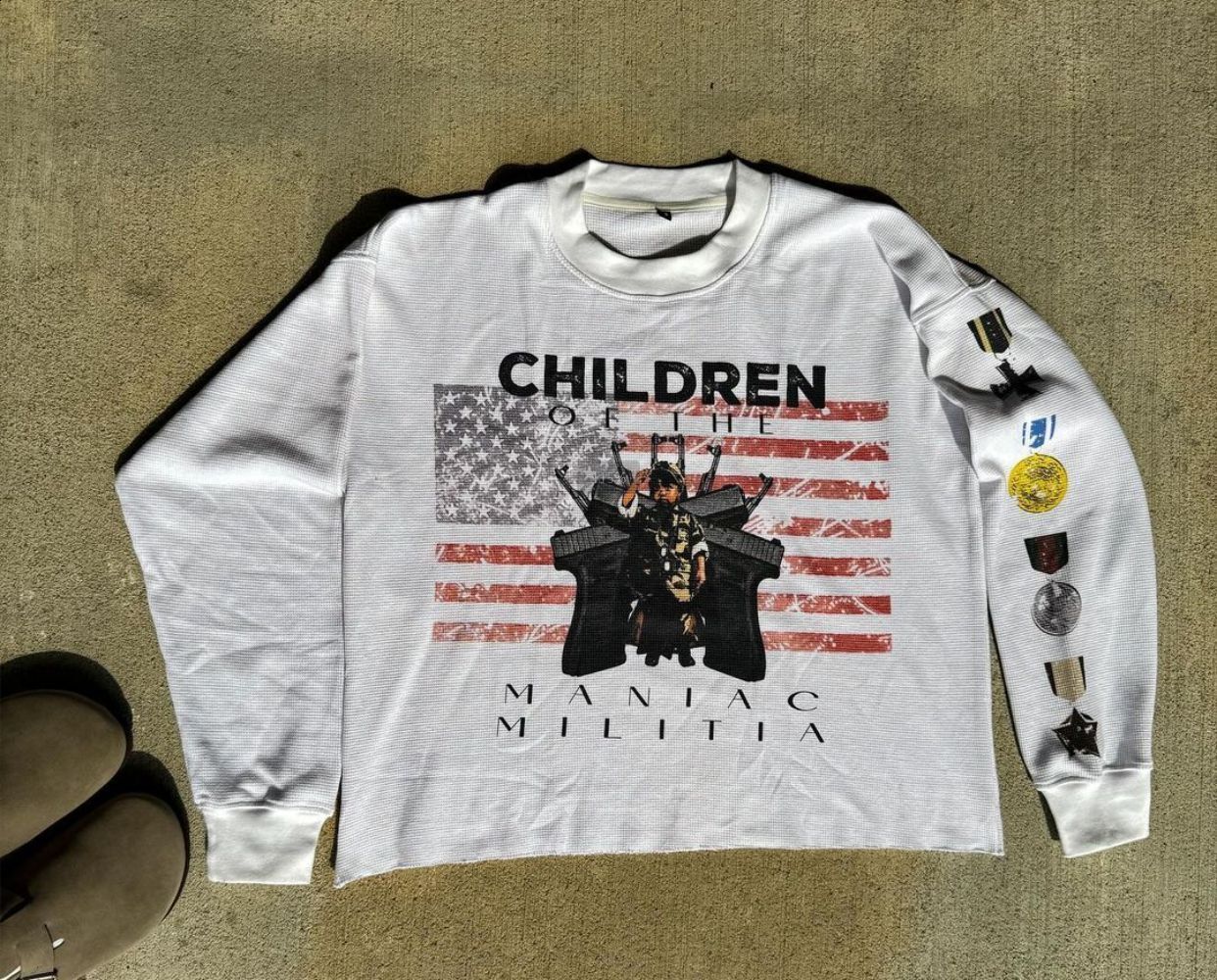 2025 New Popular Fake Two piece Wide Leg Pants Printed Series Youth Couple Round Neck T-shirt