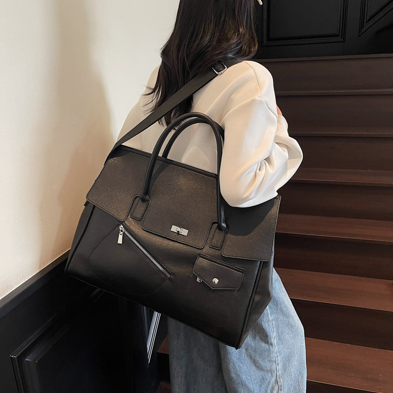 Designer handbag 2025 new women's casual commuting shoulder crossbody bag