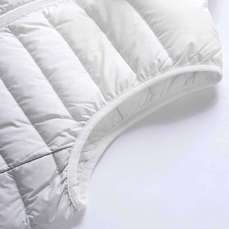 Ultra Light Men 90% White Duck Down Gradient Winter Vests Fashion Portable Sleeveless Waistcoat Homme Warm Parkas