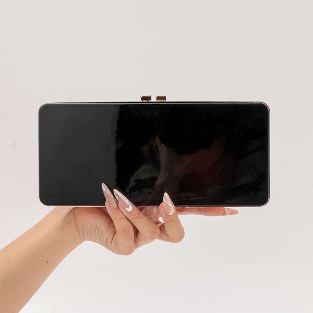 New Hardware Clip Style Single Shoulder Crossbody Fashionable Personality Socialite Evening Bag