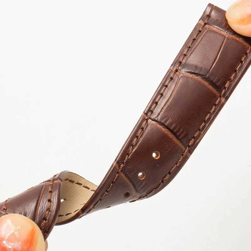 Watch Band with Wooden Box Butterfly Clasp Watchband Replacement Genuine Leather Strap 18mm 20mm 22mm Bracelet Watch Accessories W250811
