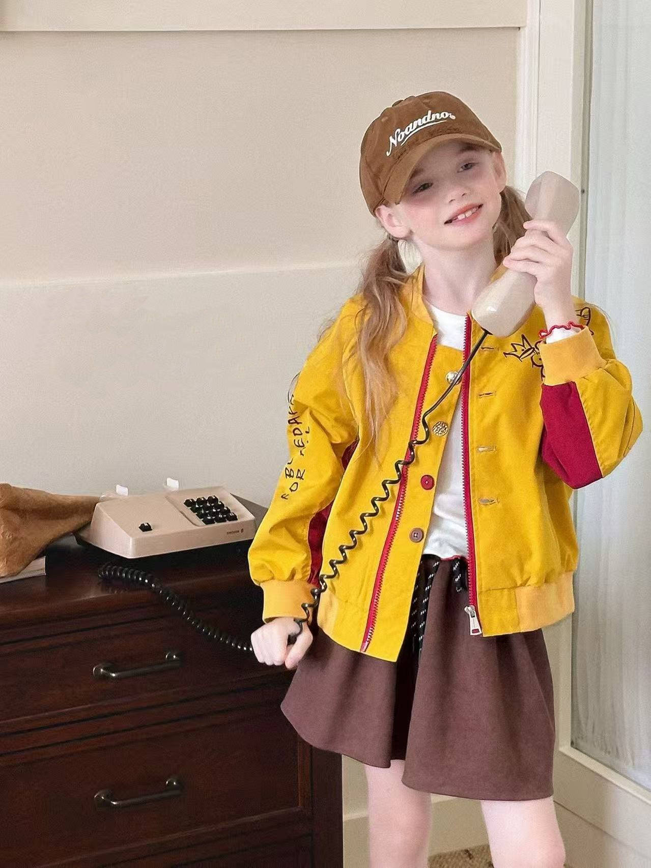 Girls' jacket baseball jacket casual jacket spliced jacket printed jacket with short silhouette as the core design highlight