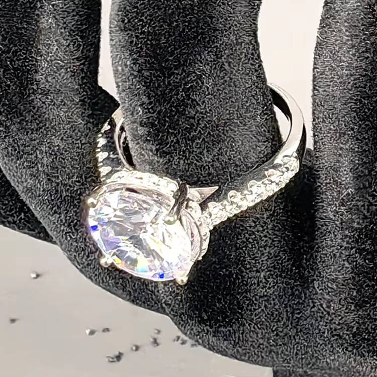 Fine Jewelry Rhodium Plated Based 925 Sterling Silver Round Brilliant Moissanite Halo Ring for Women Wedding Engagement Gift