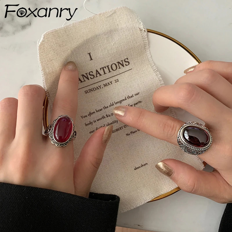 FOXANRY Silver Color Red Zircon Ring for Women Trendy Elegant Hollow Geometric Vintage Handmade Ring Party Jewelry 250807