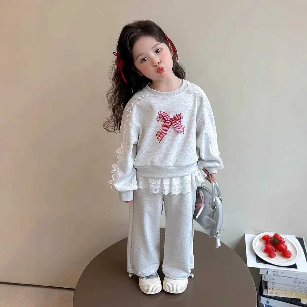 2025 Autumn Children Girls 2 Piece Set Cotton Lace Long Sleeve Red Bow Sweatshirt Suit Loose Kid Girl Gray Sports Pants Tracksuit Z250811