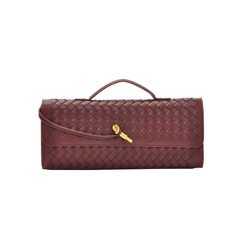 High-end Woven Single-shoulder Baguette Fashionable Exquisite Horizontal Clutch Evening Versatile Women's Crossbody Bag