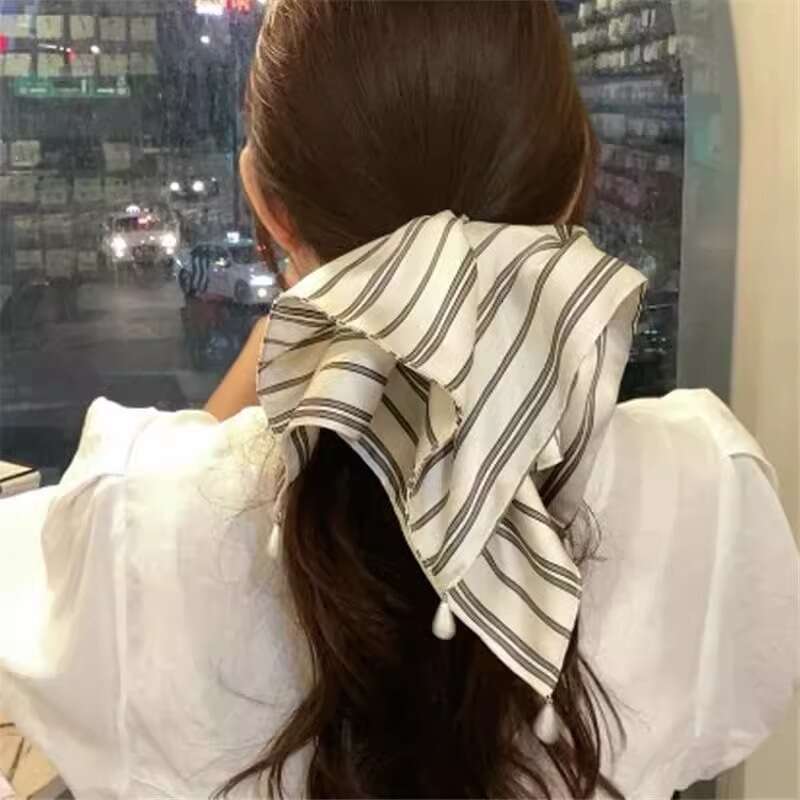 Korean Style Sister Pearl Pendant High-End Striped Fabric Shark Clip for Women, Back of Head Hair Claw