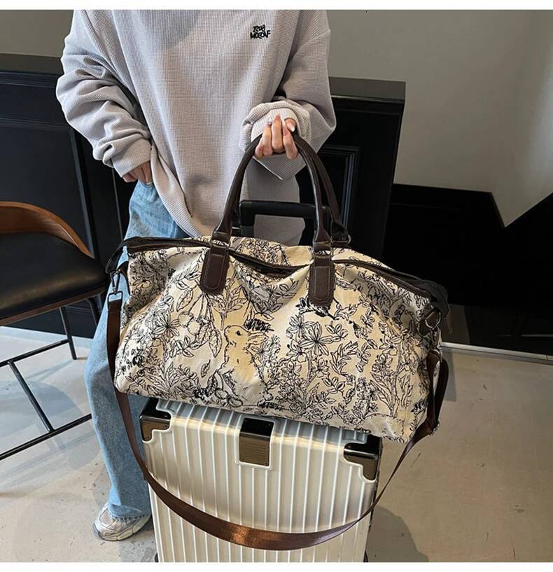 2025 Free Shipping New Women's Designer Travel Bag, Women's Fitness Carry On Luggage Bag, Outdoor Hiking Shopping Handbag, Retro Backpack