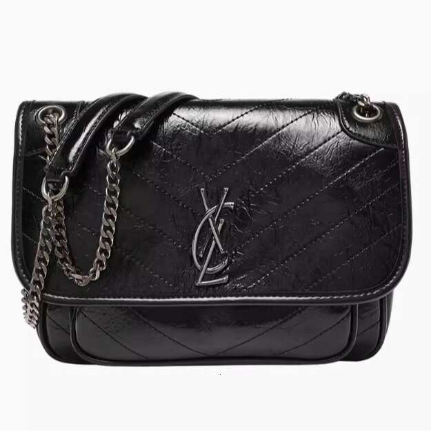 DHessentials 2025 Genuine Leather Crossbody Bag - Trendy Messenger Shoulder Purse for Women, Chic Chain Strap Bag (23x18cm, 400g)