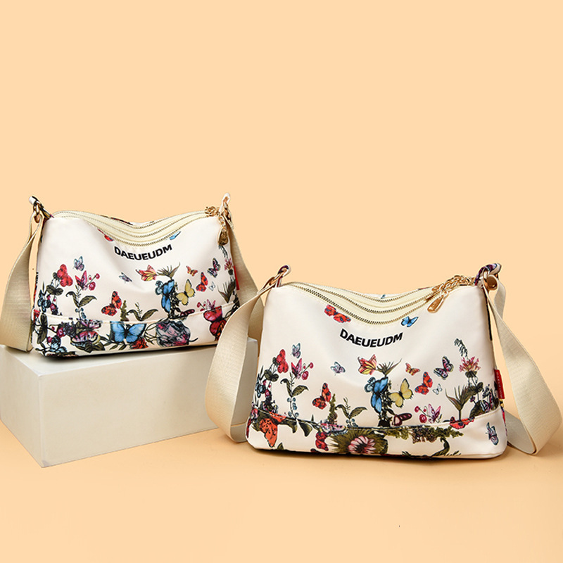 Fashion Trend Printed Women's Multi-Compartment Crossbody 2025 New Casual Waterproof Large Capacity Shoulder Bag ddmymoon