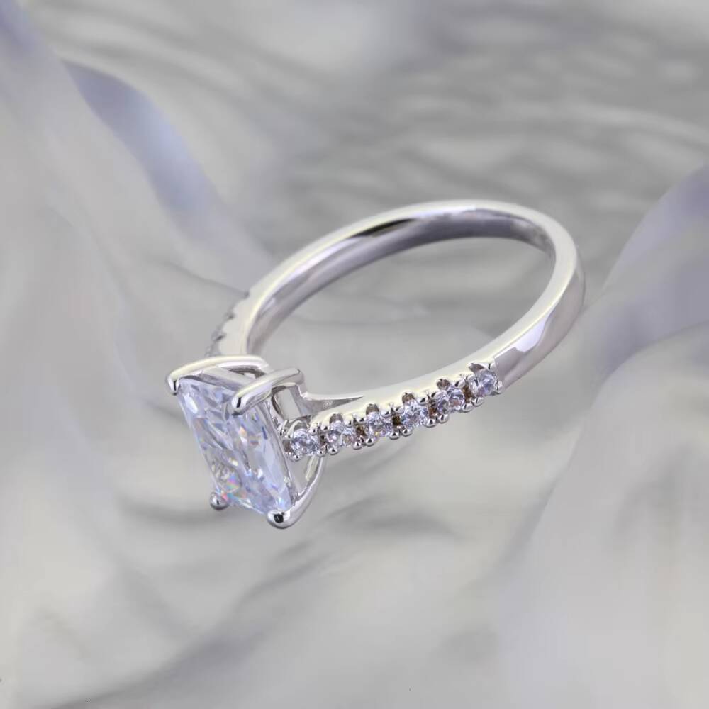 Wholesale Moissanite Ring Silver Rings for Women 925 Sterling Silver Ladies Wedding Ring