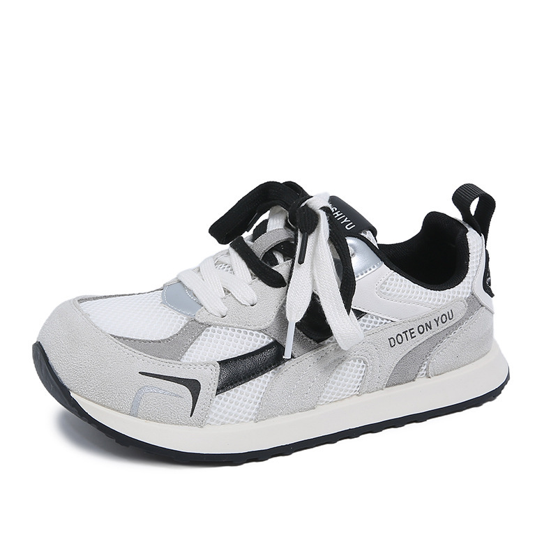 2025 White Sneakers for Women Autumn New Korean Version Ins Female Student Casual Sports Versatile Board Shoes Street Style T611 ddmysaturn