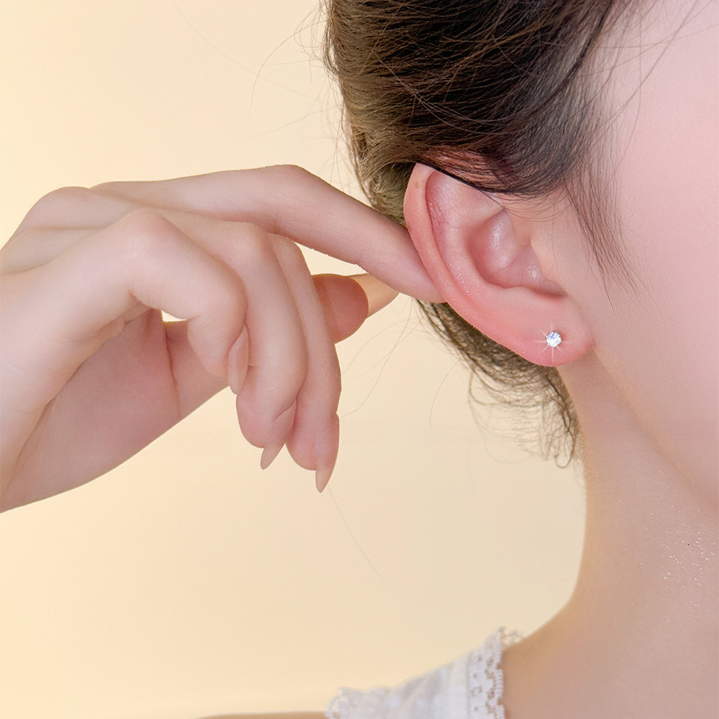 Free Shipping Designer Fashion Accessories S999 Silver Resin Heart-shaped Earrings Sweet Temperament Women's Zircon Ear Studs Luxury Jewelry