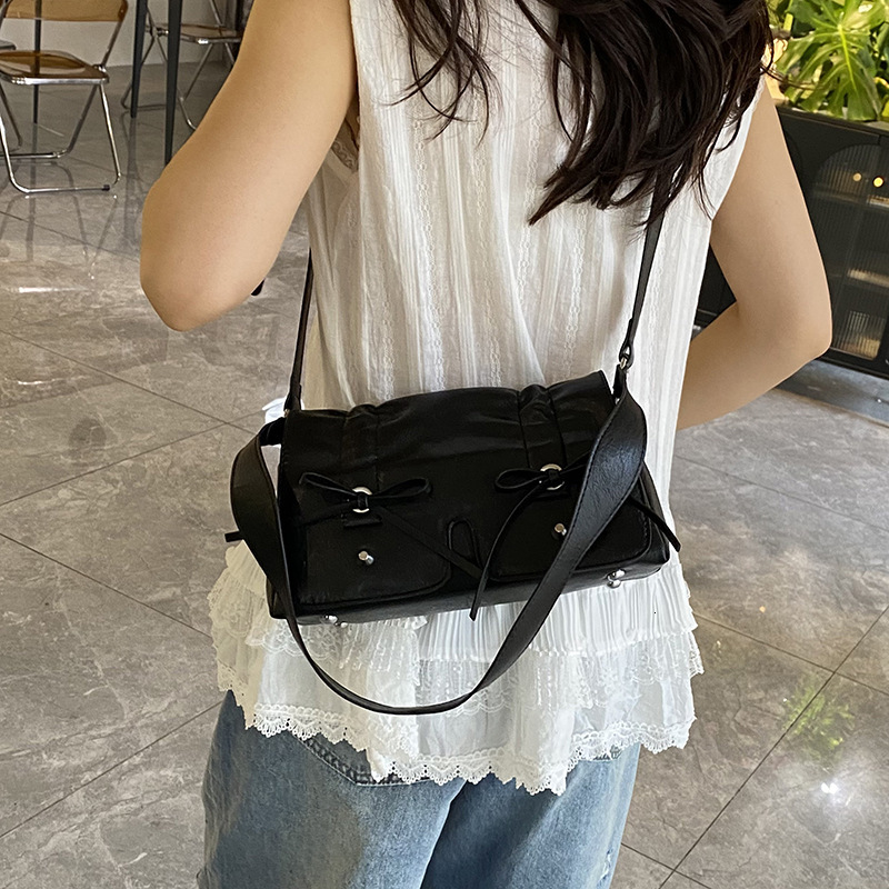 Korean Style Ruched Bow Underarm for Women 2025 Summer Fashion Multi-Pocket Versatile Casual Shoulder Crossbody Bag ddmymoon