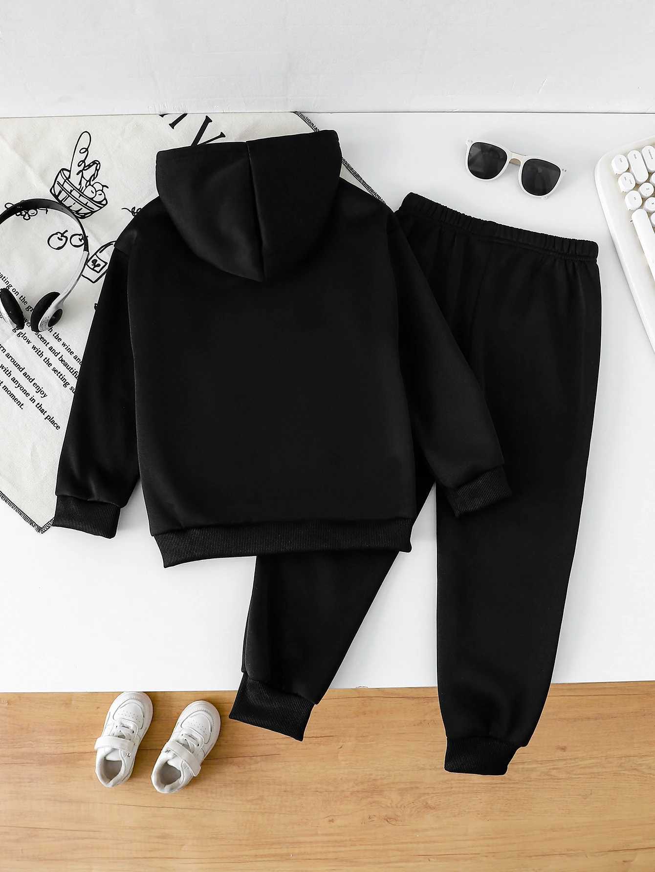 Boys Fashion Autumn and Winter Letter Los Angeles Trendy Printed Velvet Sweatshirt Hooded Pullover Casual Thickened Trousers Set Z250811