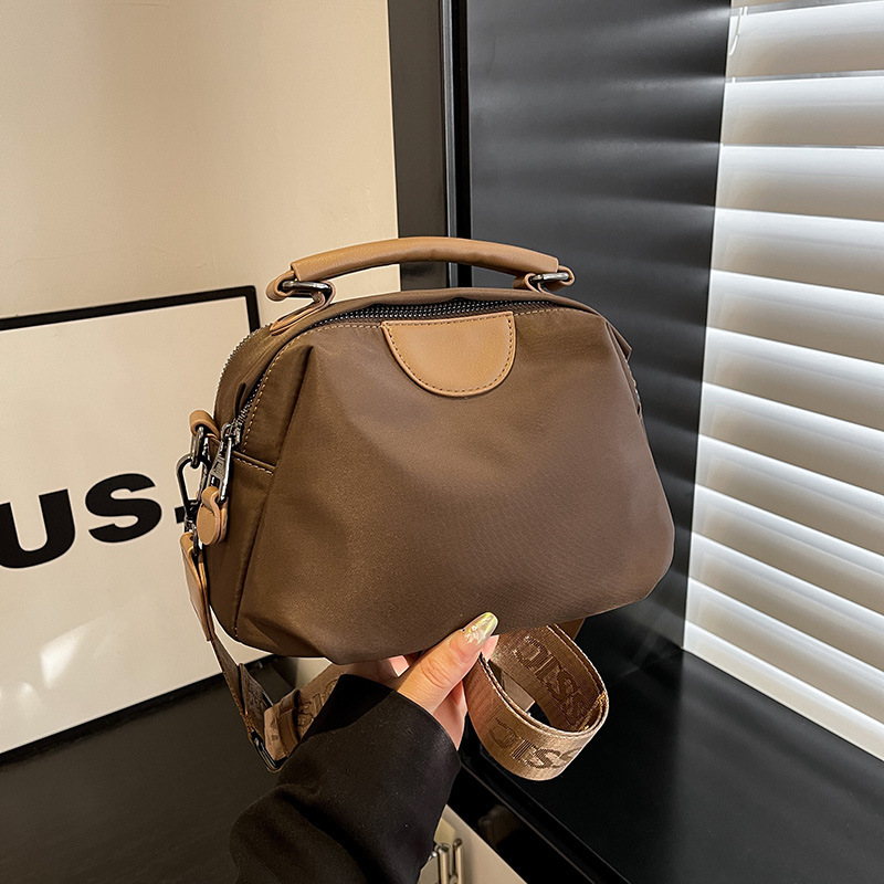 Lightweight Oxford Cloth Handbag for Women 2025 New Simple Casual Multi-layer Large Capacity Single Shoulder Crossbody Bag ddmymoon