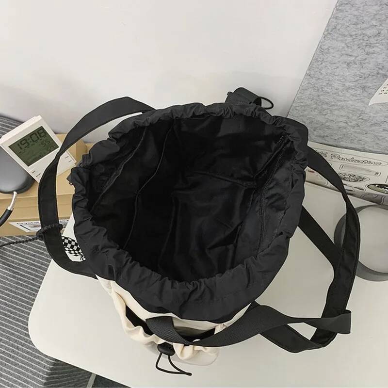 Autumn New Large Capacity Niche Women's Crossbody Bag Star Pattern Drawstring Design Women's Shoulder Bag Casual Style Commuting Bag Autumn 