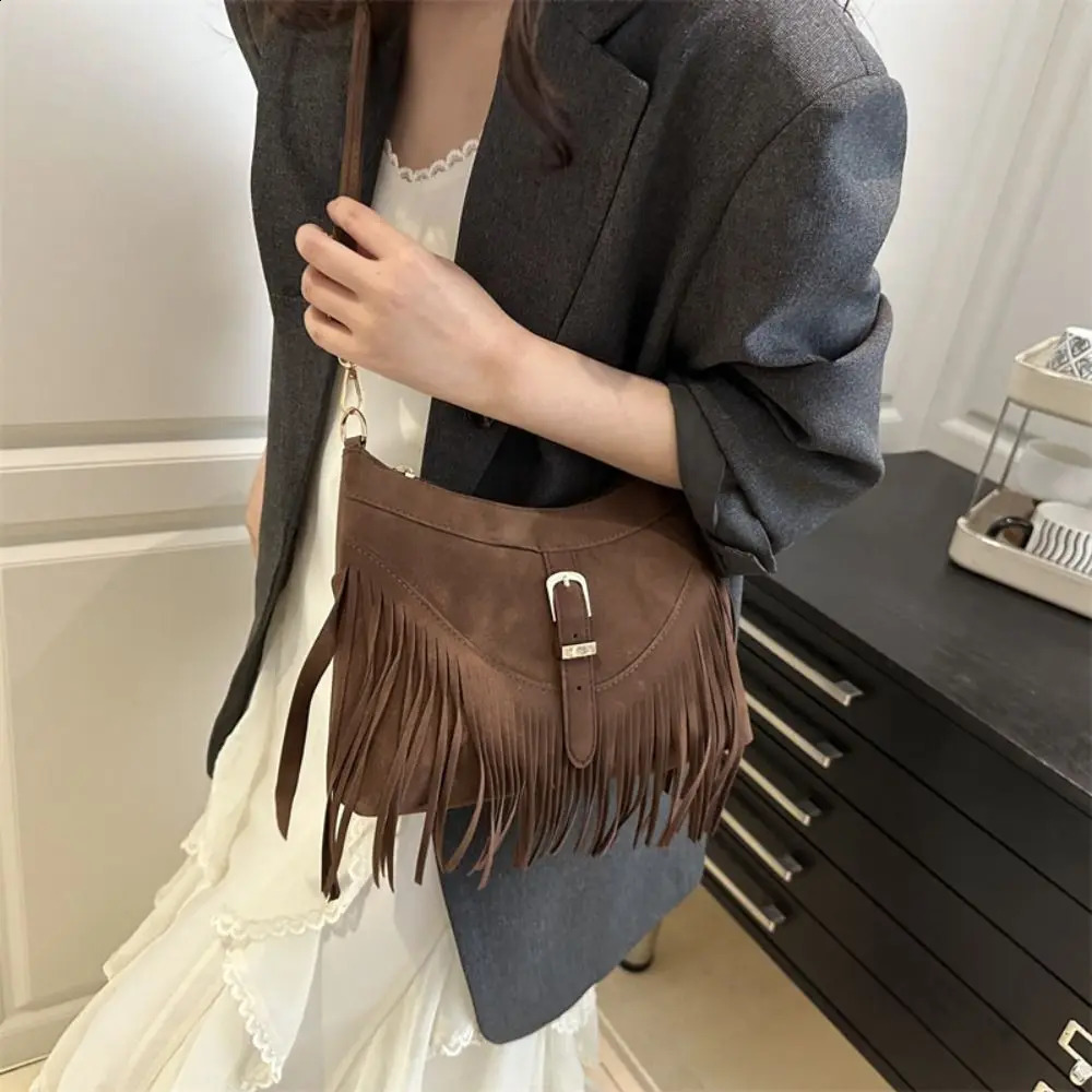 Casual Korean Style Tassel Shoulder Bag Solid Color PU Leather Suede Handbag Ethnic Style Bohemian Style Underarm Packs Travel 250807