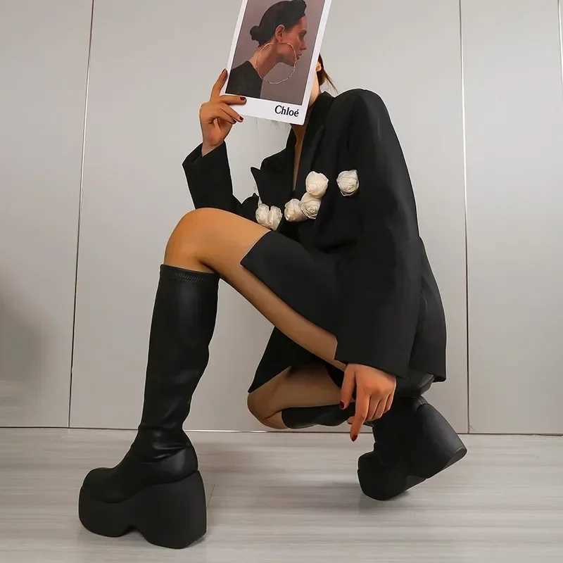 2024 Brand New Gothic Style Sexy Elegant Chunky Platform Women Ankle Boots Big Size 43 Comfortable Walking Women Shoes Platform Shoes W250811