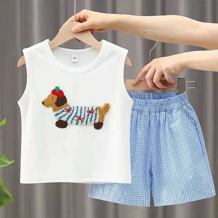 2-Piece Summer Baby Girl Sweatsuit Clothing Set Sleeveless Loose Casual Tank Top and Plaid Shorts Outfit Z250811
