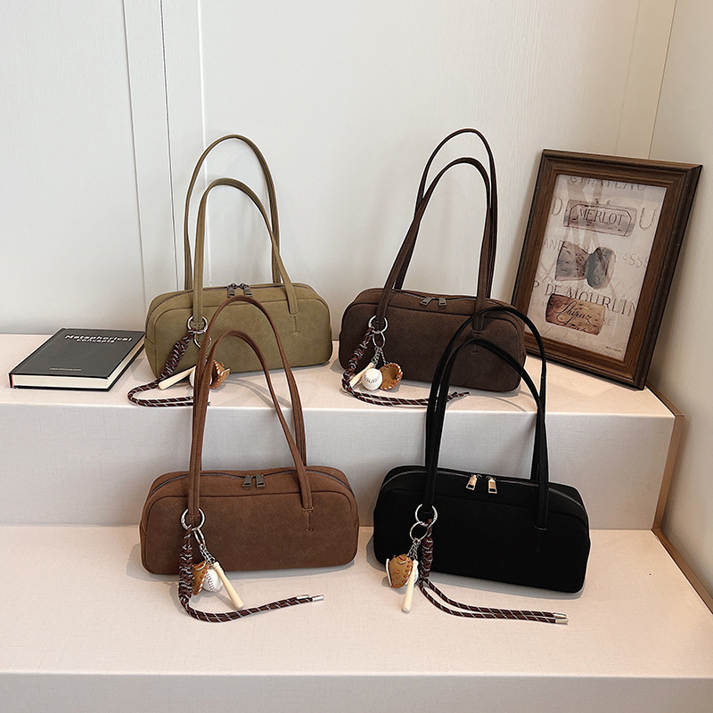 High-End Fashion Underarm 2025 Korean Style Trendy Suede Baguette Commuter Women's Shoulder Bag ddmymoon