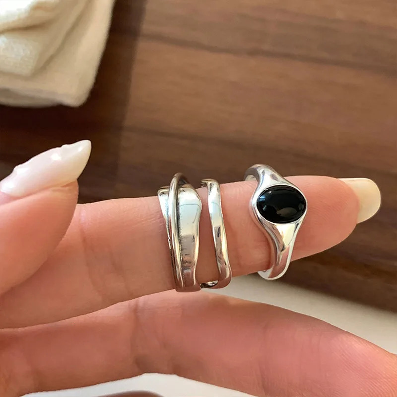 925 Sterling Silver Rings Fashion Hip Hop Vintage Couples Creative Black Stone n Thai Silver Party Jewelry Birthday Gifts 250805