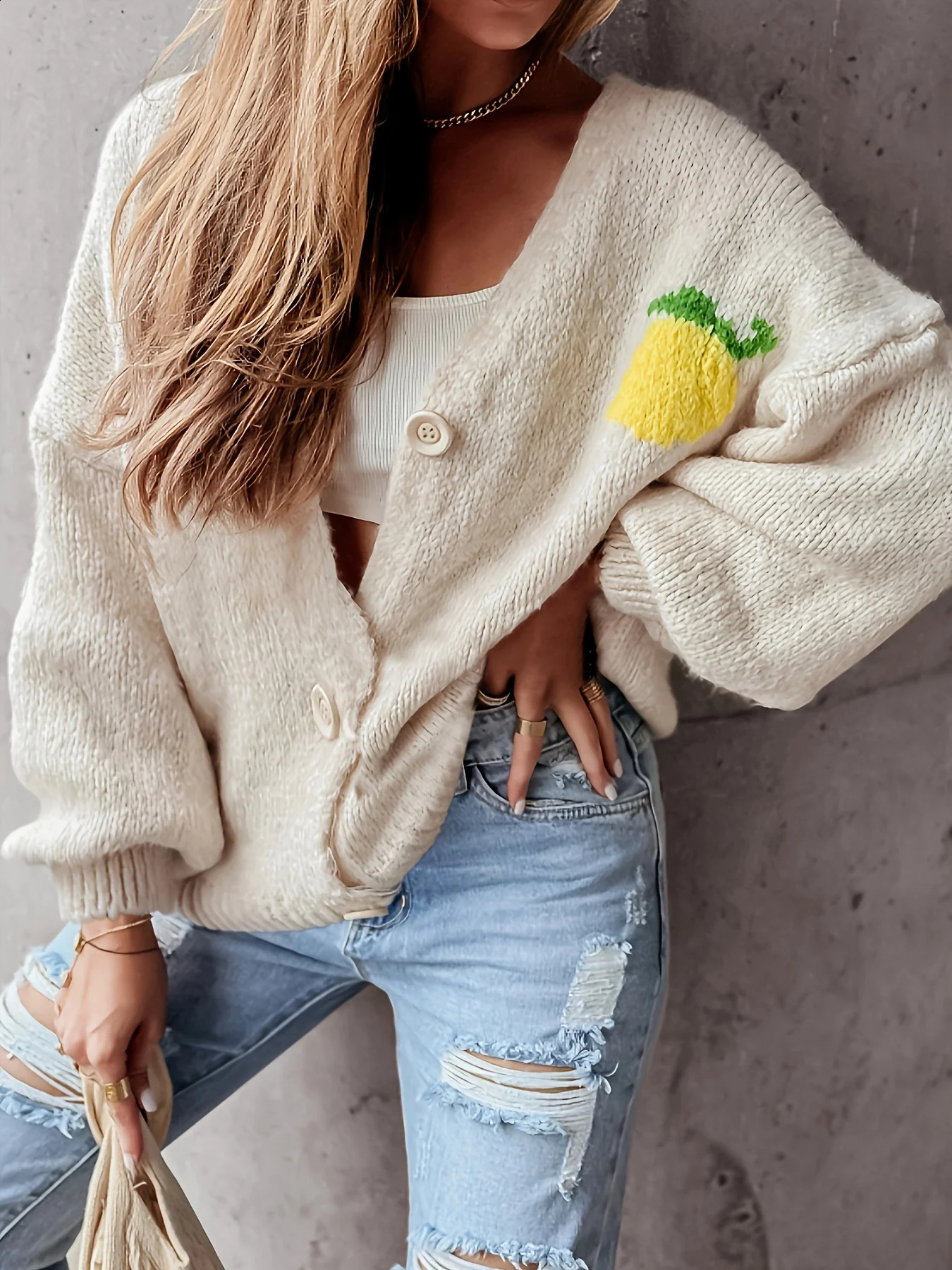 Autumn and winter fruit alphabet pattern knitted cardigan daily casual versatile elegant sweater 250811