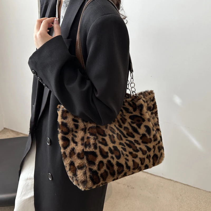 Leopard Print Fur Bags Women Fashion Portable Faux Handbags Winter Soft Warm Bag Girls Fluffy Large Capacity Tote Purse 250811