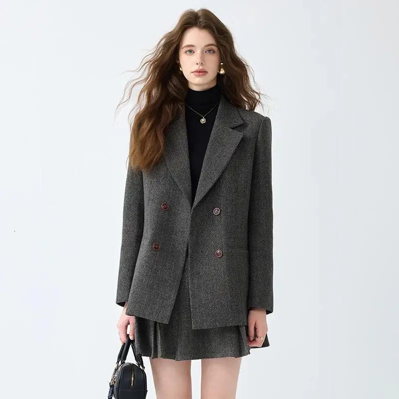 Winter Womens Woolen Jacket and Short Skirt Two Pieces Matching Sets Office Lady Vintage Casual Suits Plus Size Outfit 250811