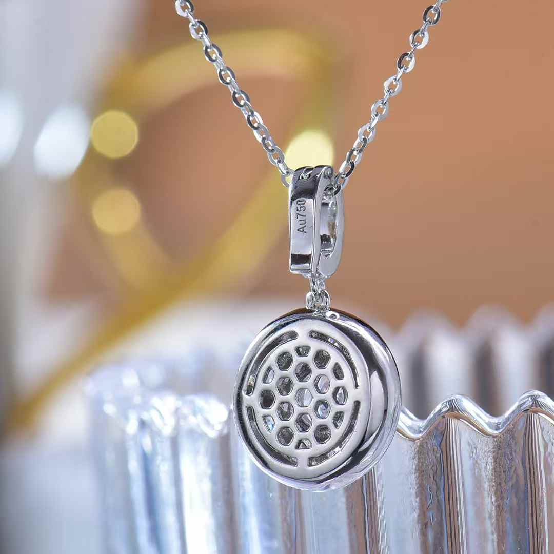 Moissanite Pendant Necklace Classic Round Sparkly Design Diamond Look Gem for Everyday Special Occasions Daily Wear Gifting